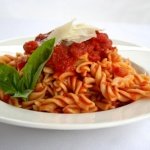 eliche-curly-pasta-with-napolitana-tomato-sauce-8314