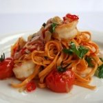 tomato-linguini-with-chilli-garlic-prawns-8590